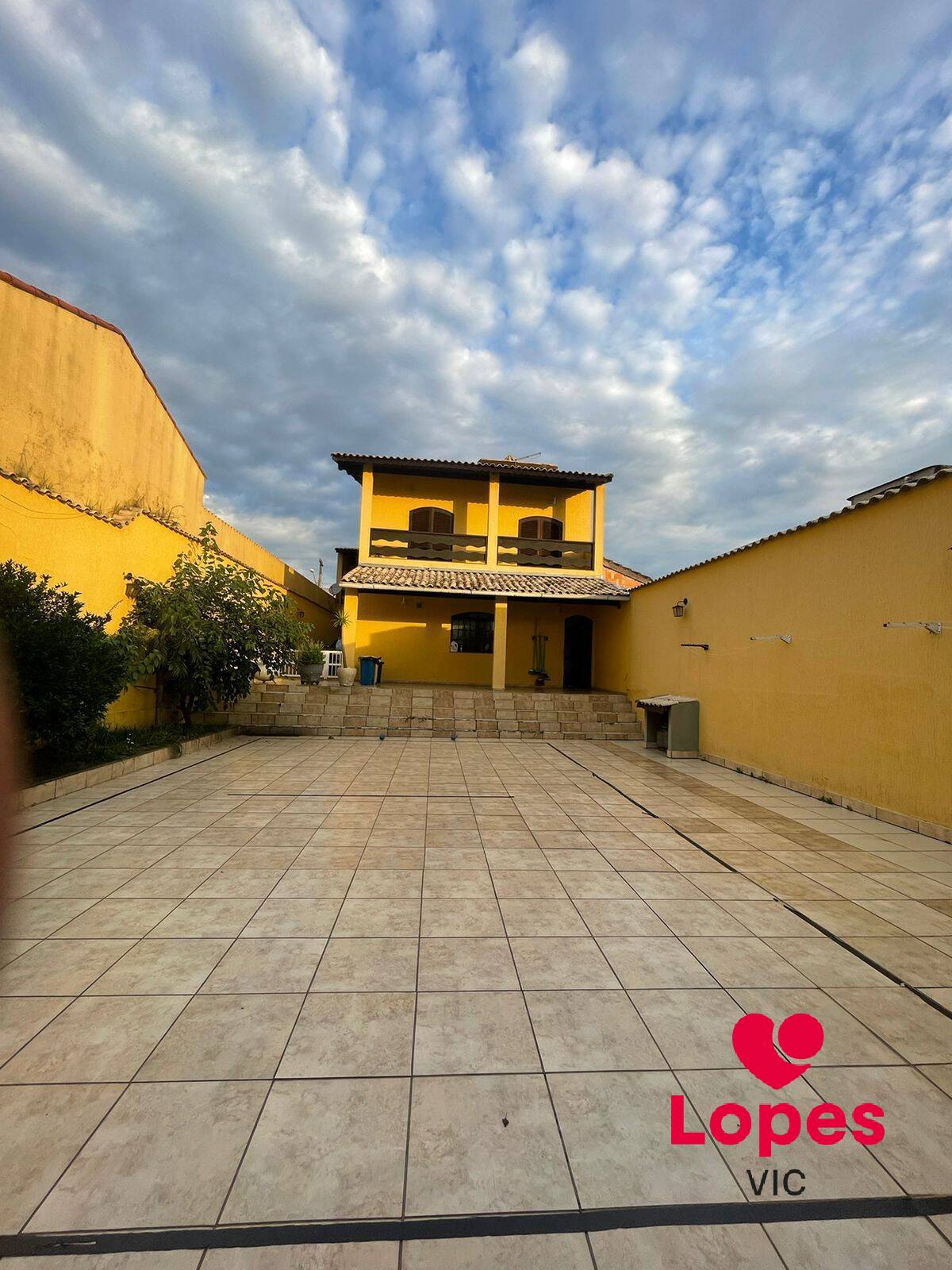 Sobrado para alugar com 4 quartos, 380m² - Foto 2